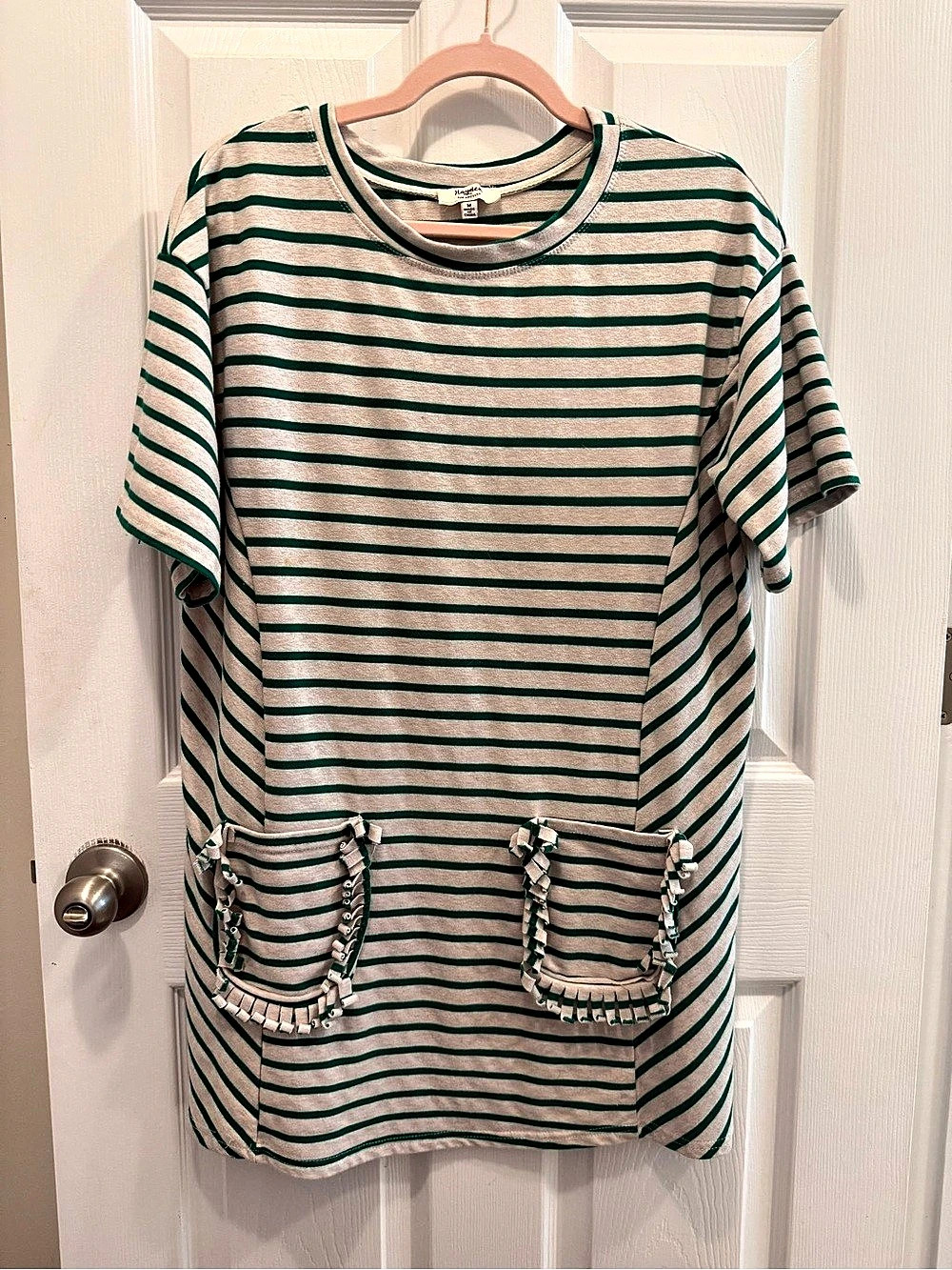 Hayden Los Angeles Striped Short Sleeve Dress in Green & Cream Size Medium